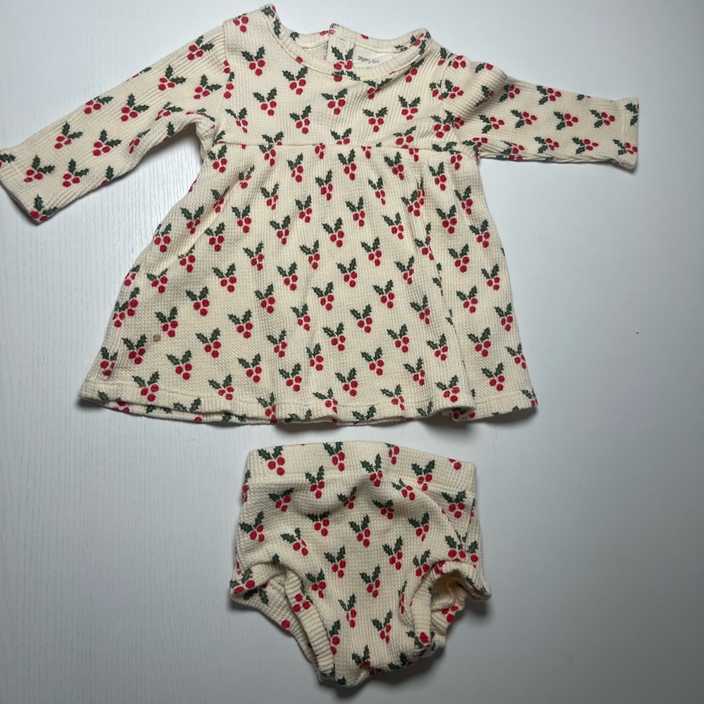 Spearmint LOVE Holly Print Matching Set
